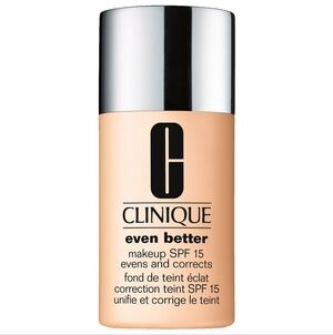 Clinique Even Better Foundation SPF 15 in CN20